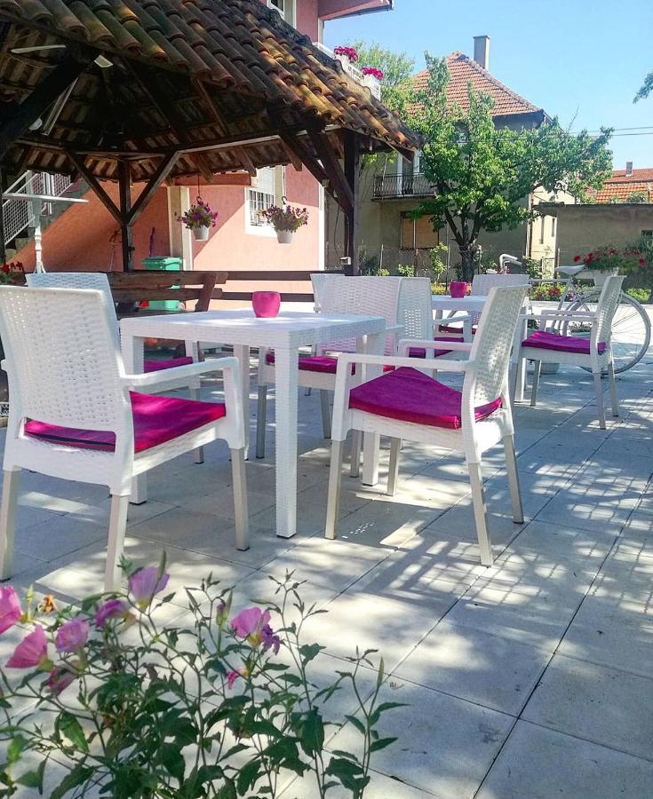 Maslina Rooms Smederevo Buitenkant foto