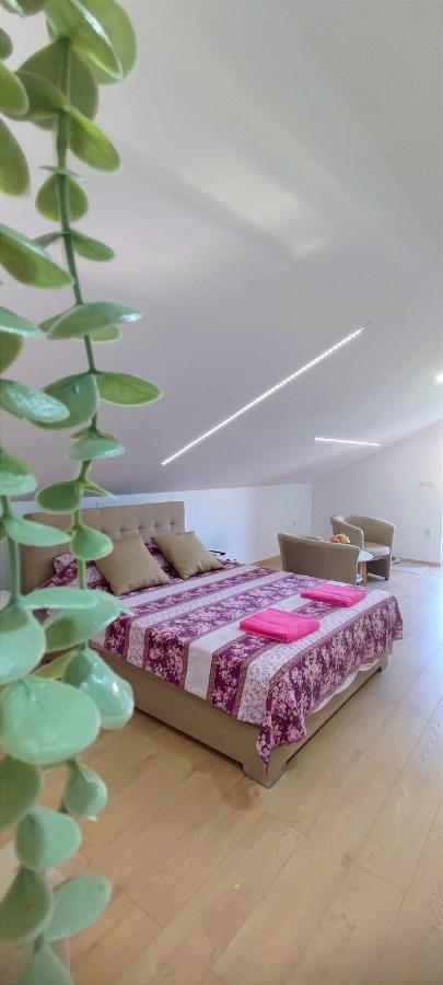 Maslina Rooms Smederevo Buitenkant foto