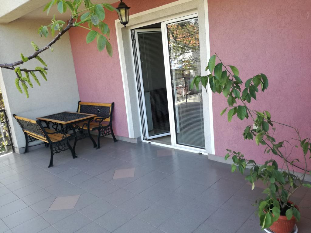 Maslina Rooms Smederevo Buitenkant foto